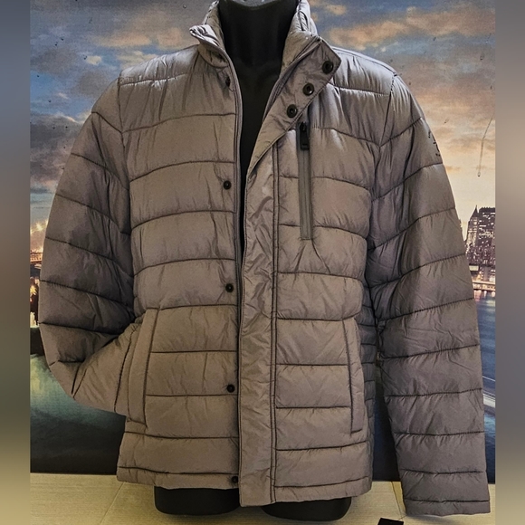 KENNETH COLE NEW YORK PUFF COAT - Picture 3 of 13